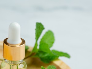 Tintura vegetal: saiba mais sobre essa opção da fitoterapia